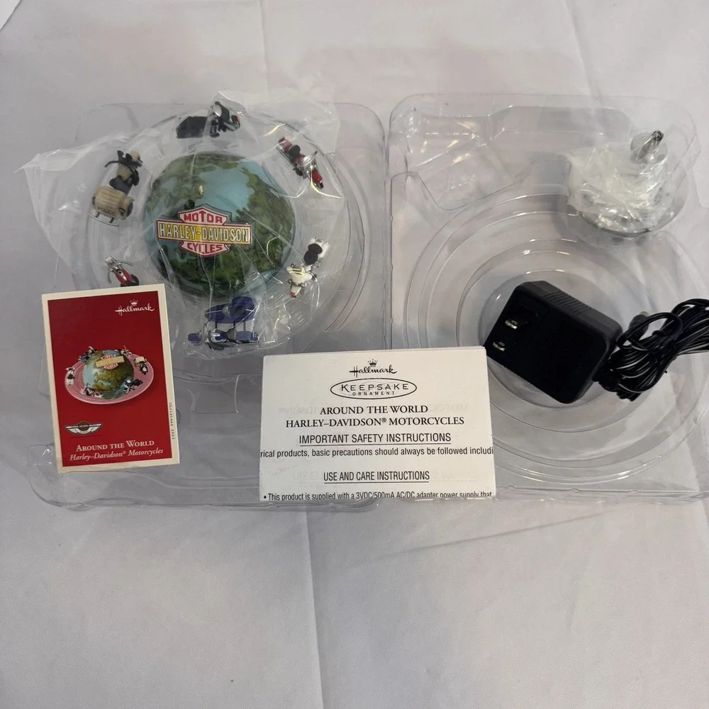 Harley-Davidson Ornament‎ Hallmark  Motorcycles Around The World 2003 Vintage